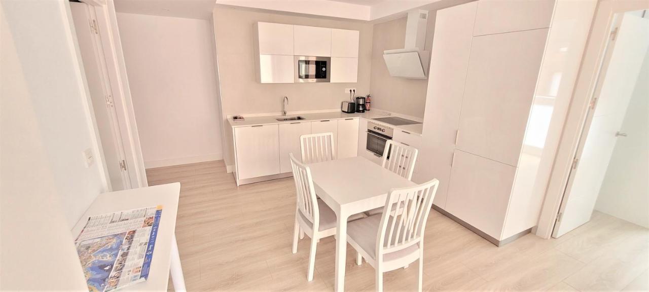 Cozy White Home In Getxo Exteriör bild
