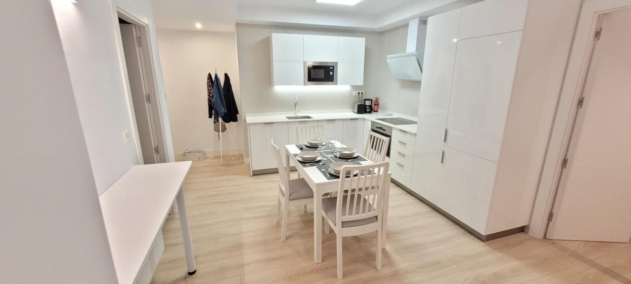 Cozy White Home In Getxo Exteriör bild