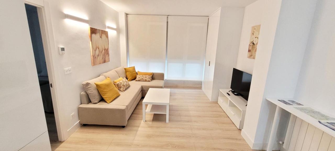 Cozy White Home In Getxo Exteriör bild